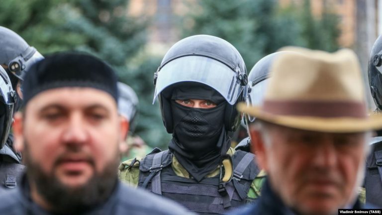Арестован еще один участник протеста из-за границы между Ингушетией и Чечней. Он стал 42-м обвиняемым по делу