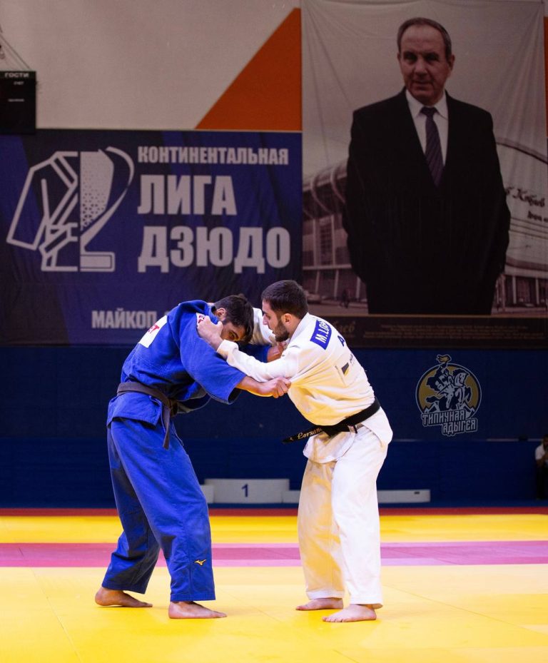 Adıge Cumhuriyetinde 2024’ün en iyi sporcuları ve antrenörleri belirlendi
