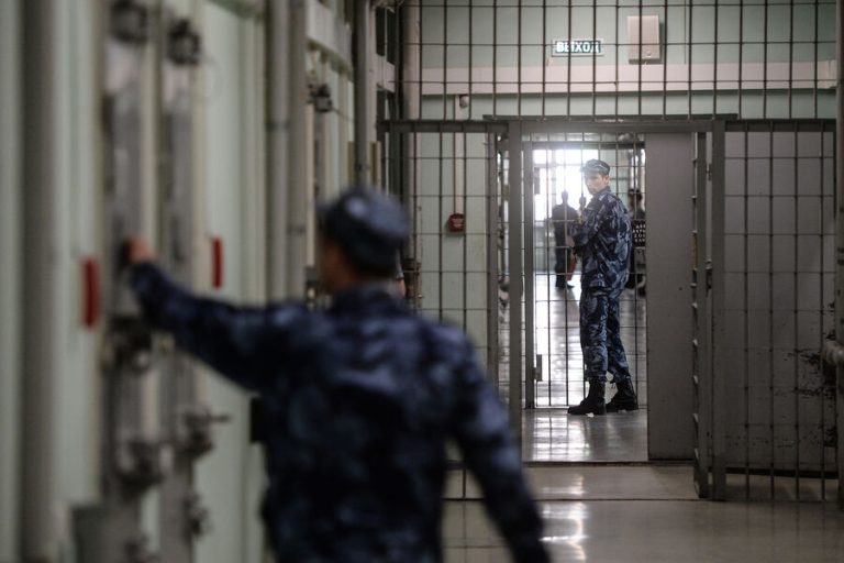 Rusya Devlet Duması, FSB’ye kendi tutuklama merkezlerine sahip olma hakkını iade etti