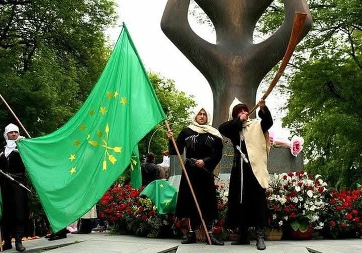 Kabardey-Balkar Cumhuriyetinde Çerkes Günü, çözülmemiş sorunları hatırlatıyor